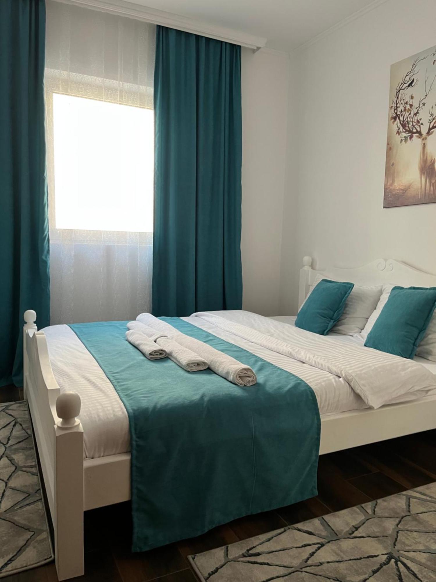 Airport Sky Apartments Lux Белград Экстерьер фото
